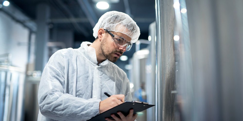 Cold room temperature monitoring and inspection in a controlled facility